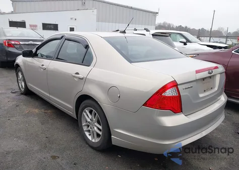 2010 Ford Fusion S из США, поврежденный, VIN 3FAHP0GA8AR281050